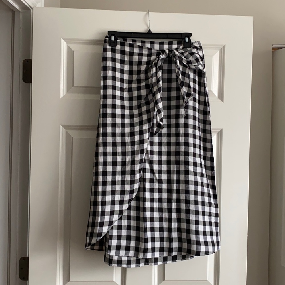 Super cute check skirt from Madewell